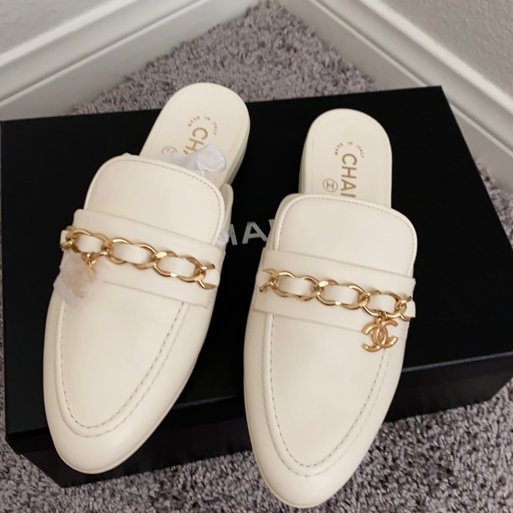 Chanel mules ivory color